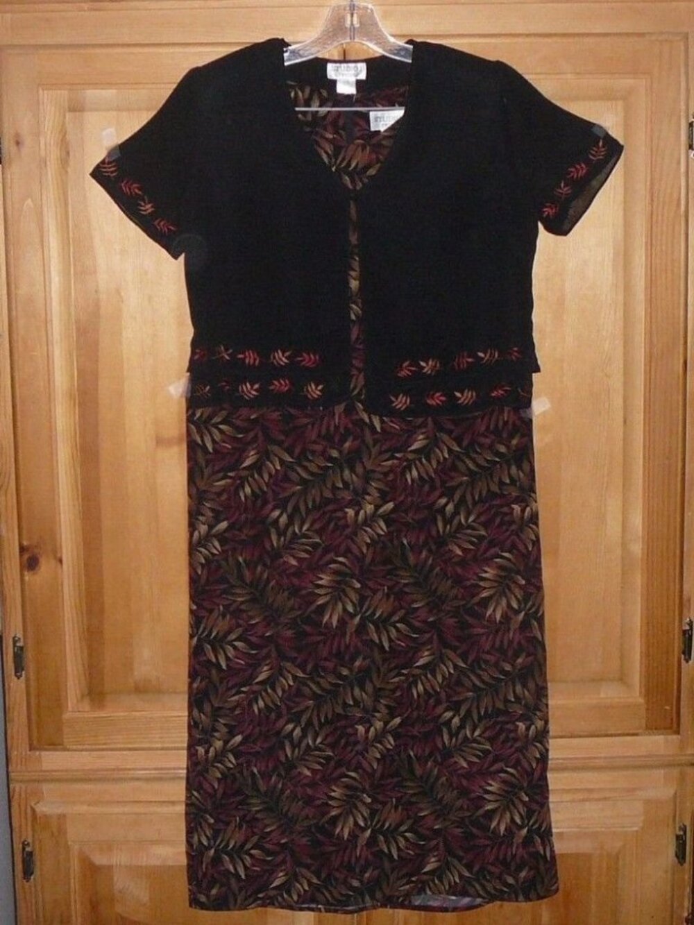 STUDIO I  WOMANS Size 10P Petite Tall Leaf Theme DRESS & JACKET